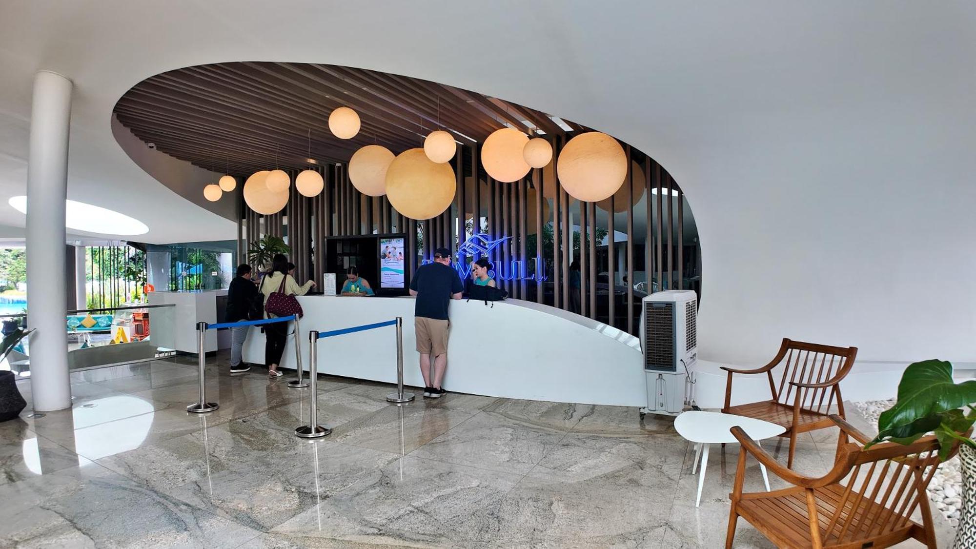 Dominiks Quite And Elegant Studio Ocean View Pool At Tambuli Resort High Floor 麦克坦 外观 照片