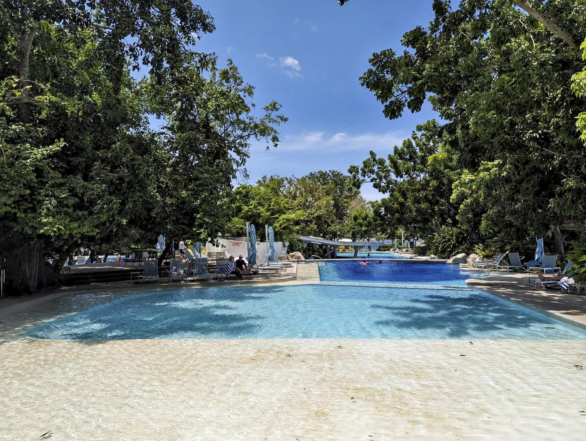 Dominiks Quite And Elegant Studio Ocean View Pool At Tambuli Resort High Floor 麦克坦 外观 照片